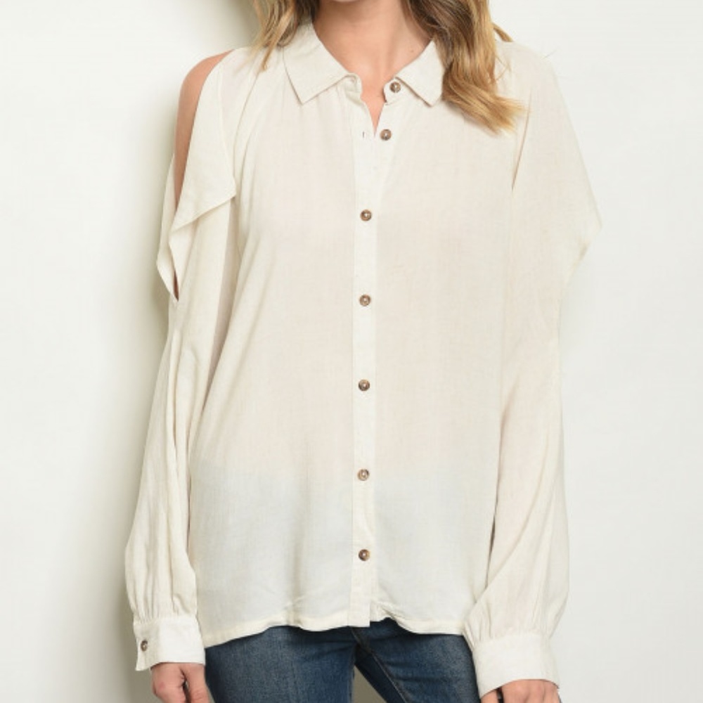OATMEAL COLD SHOULDER BUTTON TOP